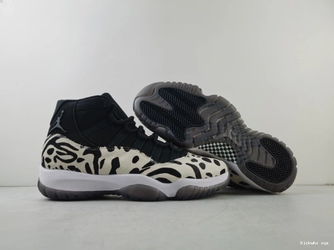 11 JORDAN AIR AR0715-010 INSTINCT ANIMAL 0710